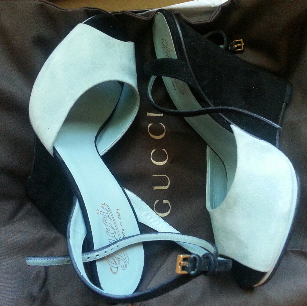 Never worn